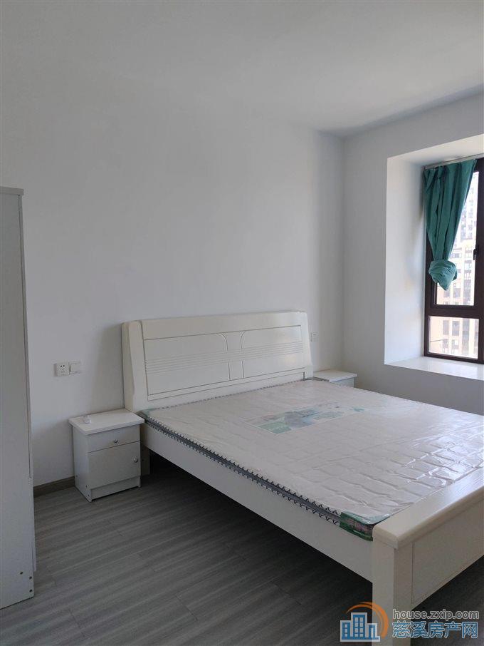 尚源佳苑141平182万带车位黄金楼层