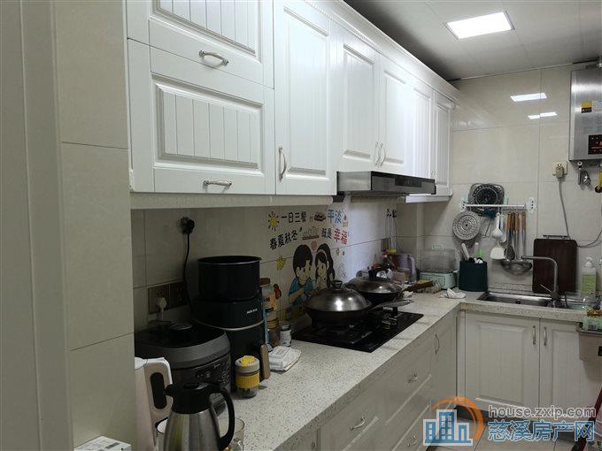 尚源佳苑88平精装115万满两年