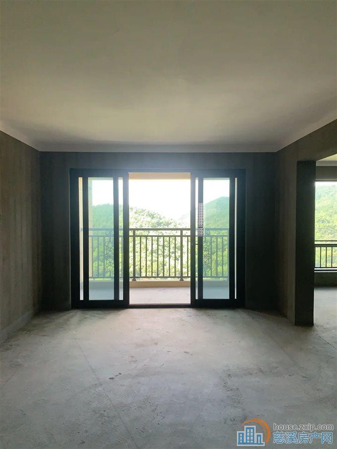 江滨之城  低于同小区同户型26万