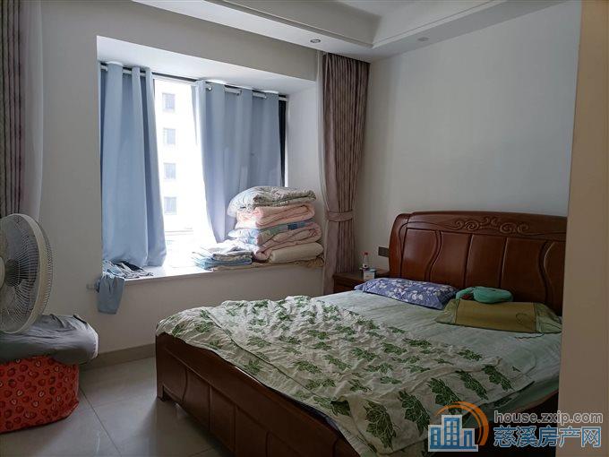 珑玥府洋房  精装自住保养好 送车位