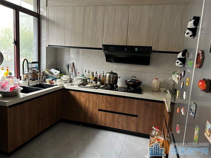 剑南家园二通三285平精装修318万直接