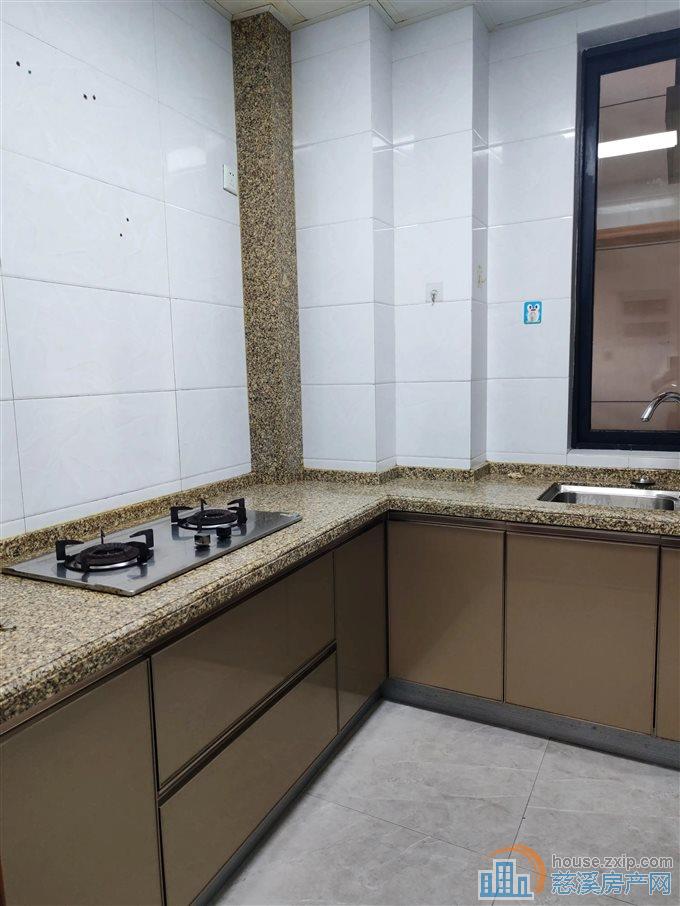 明月佳苑90平116.8万带车位