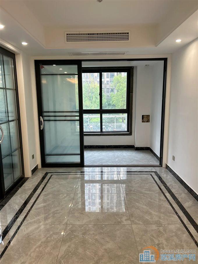 复地二期精装135平152.8万全屋定制