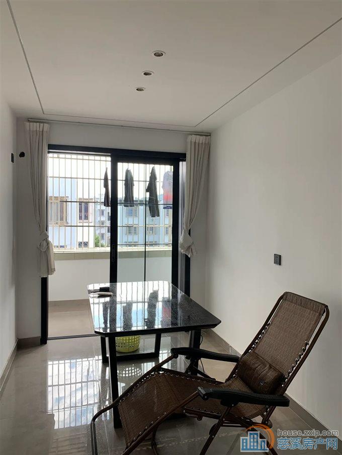 名仕园112平102万精装修阳光书包