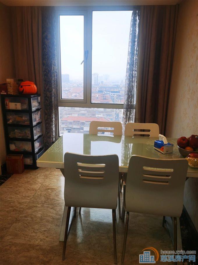 提香公寓 精装修 带车位