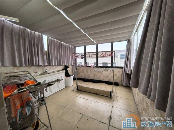 星光家园 精装稀缺顶复 满五唯一