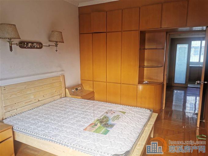 孙塘新村4楼89平精装修112万