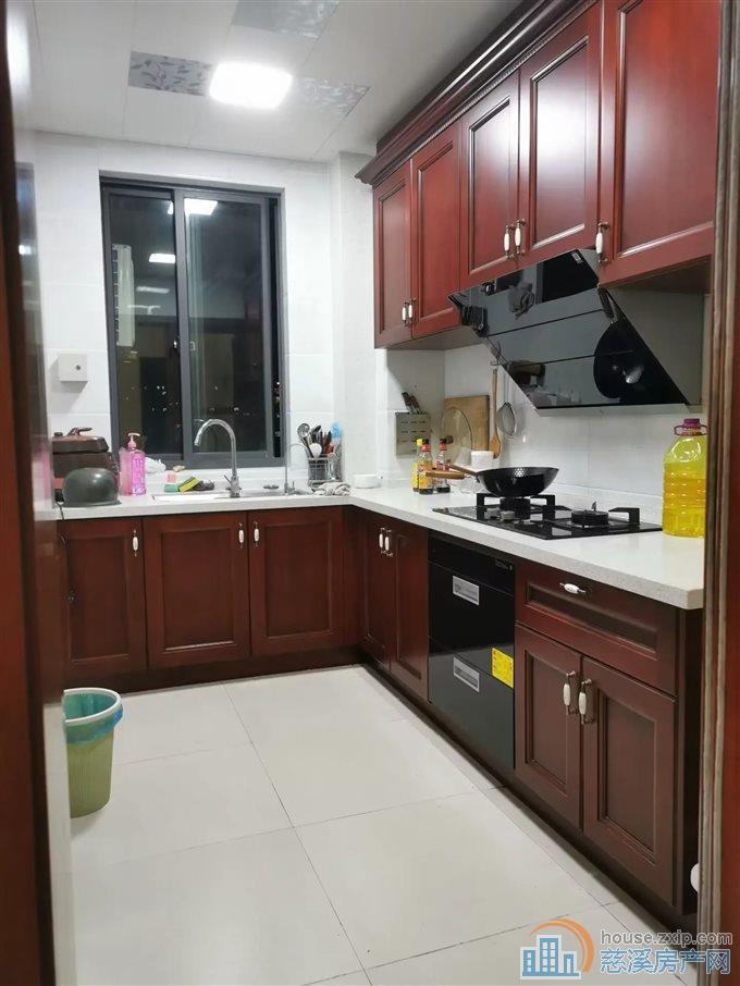 恒元新境136平198万送车位南北通透