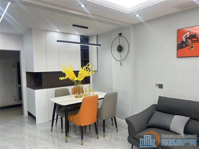 双和家苑 精装87平方115万 楼层好