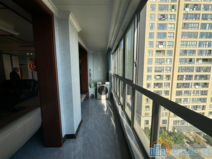 峙山庄园 精装边套，拧包入住