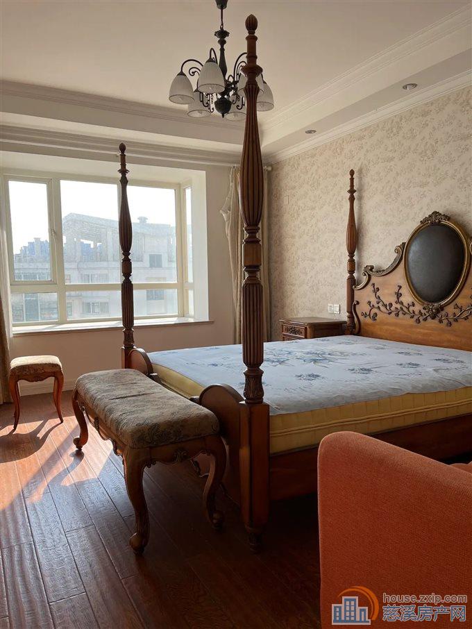 东方明珠 豪装空置 拎包入住