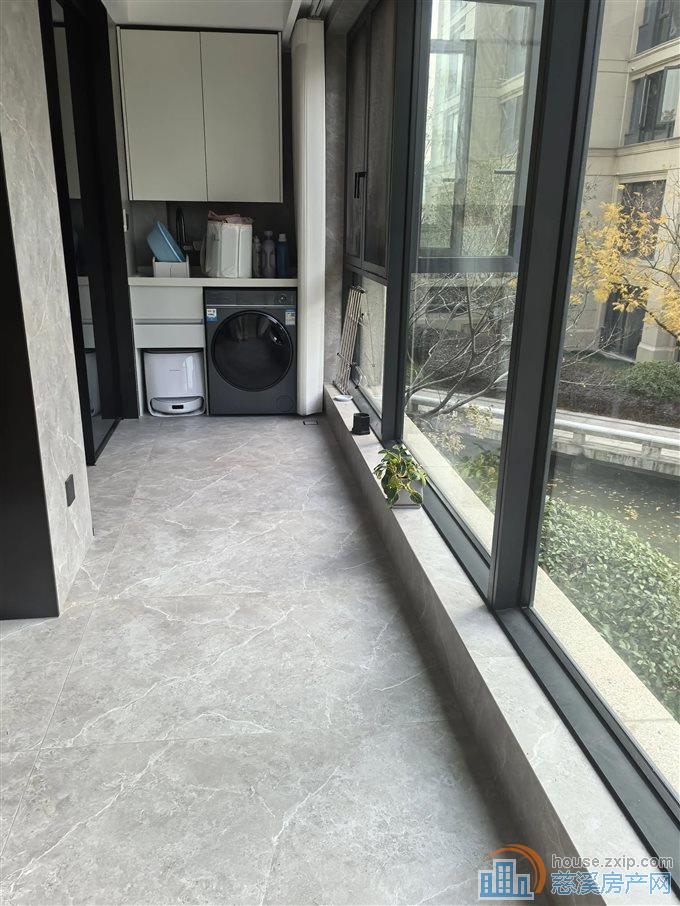 溪上旦山府176平精装395万