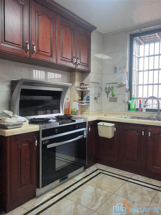 丽都苑128平165万带车位婚装