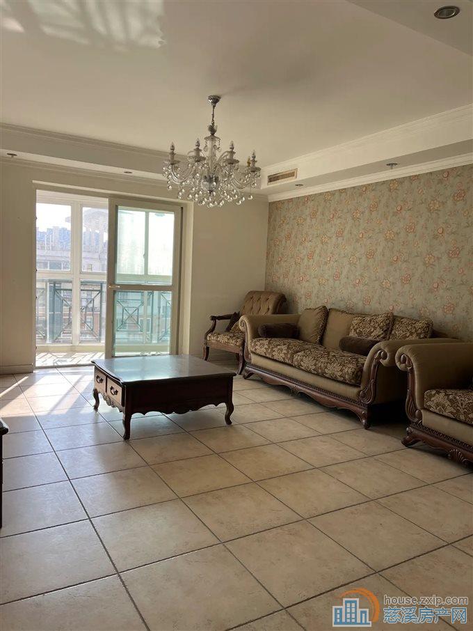 东方明珠 豪装空置 拎包入住