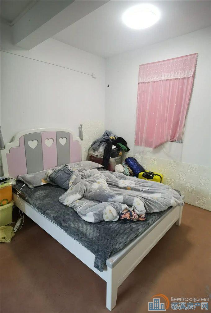 中海湖心半岛花苑 明月书院书包房
