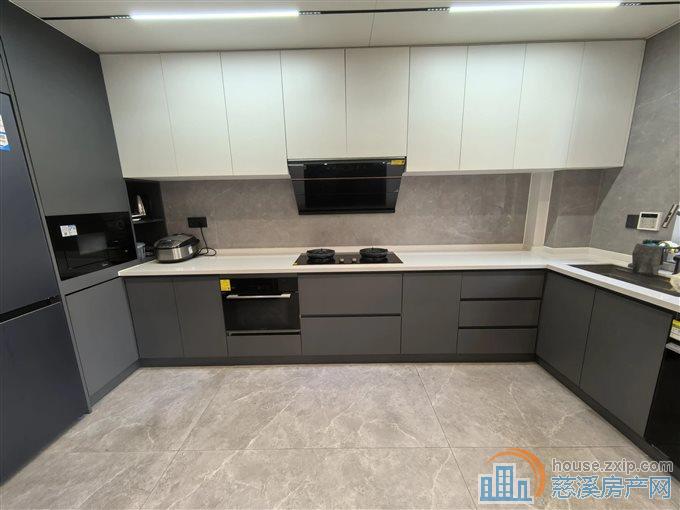 溪上旦山府176平精装395万