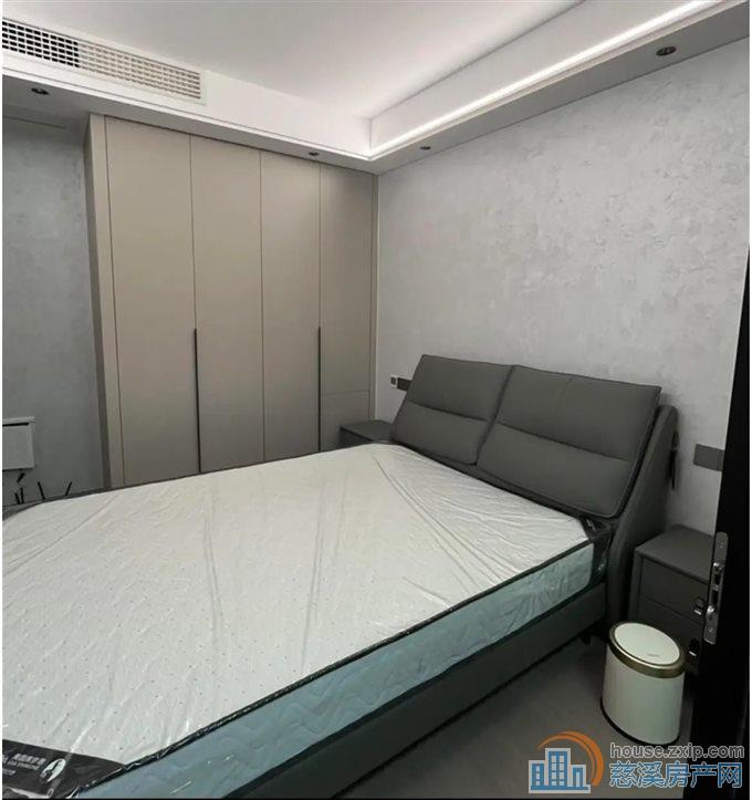 青樾府豪华装修130平185万带车位