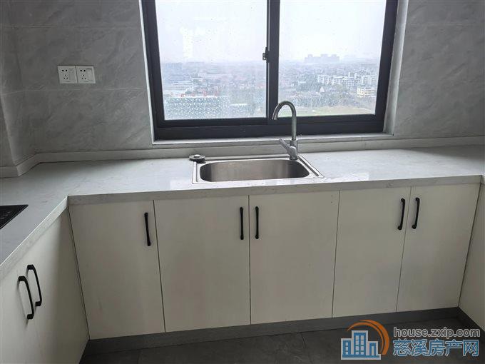 俯院江南北区126平156万户型方正