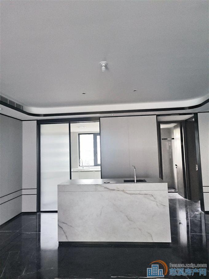 江山云望 精装修170平 中间楼层