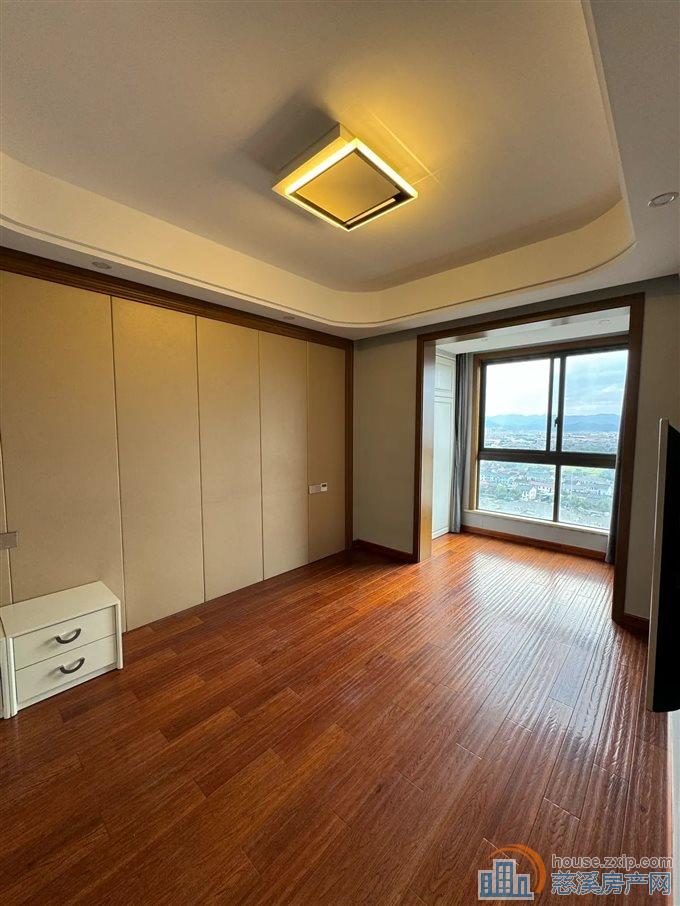 峙山庄园111平105万黄金楼层