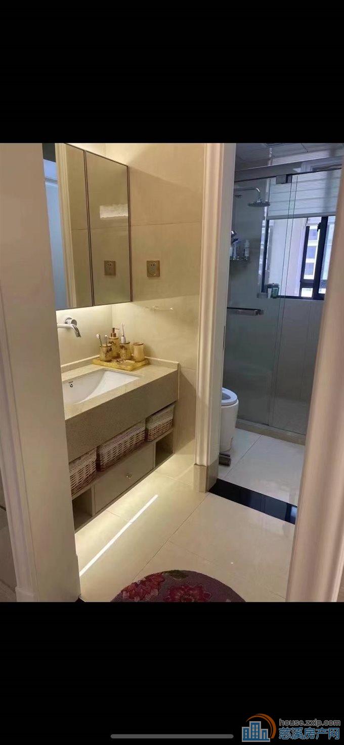 鸣北小区154平十车位豪装248.8万