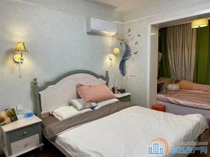 东方明珠55平豪华装修特价69万