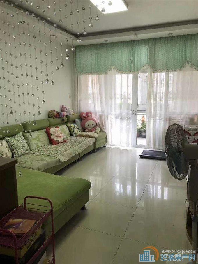 东兴苑北区  精装修 带地下车库 满两年