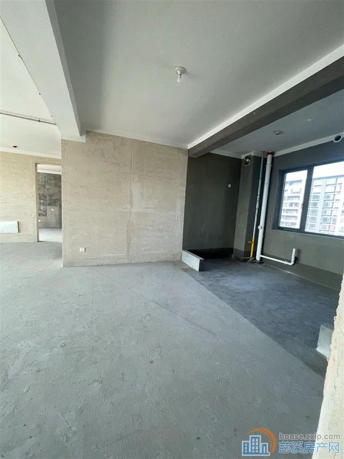 湖樾云著 172平 中上楼层 336万