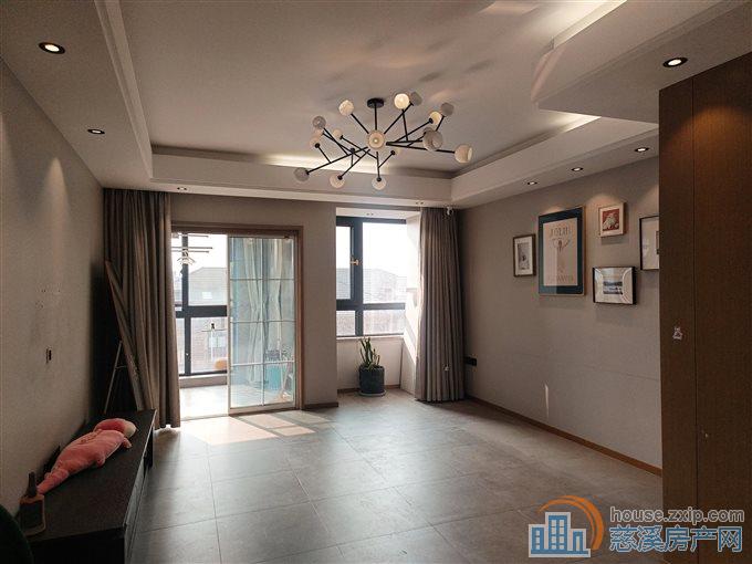 梵石花园 电梯房精装 楼栋位置好 有车位