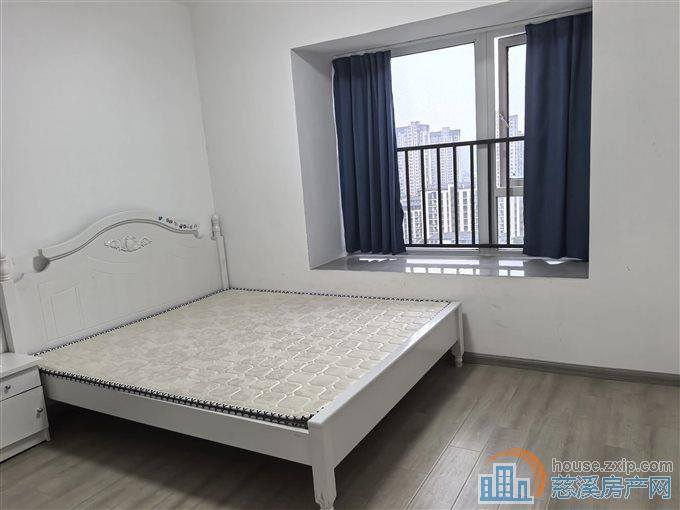 俯院江南北区126平156万户型方正