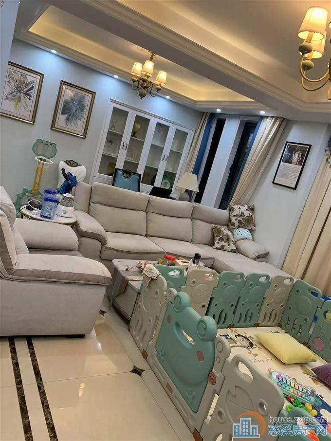 新潮塘南苑精装修带车位160平206万