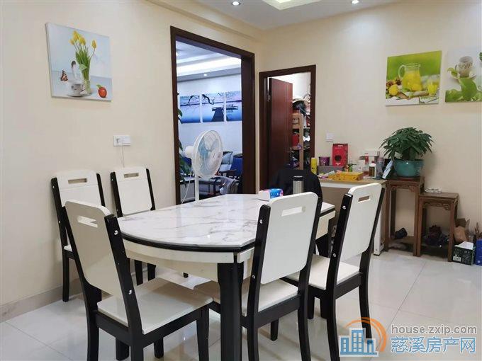 恒元新境136平198万送车位南北通透