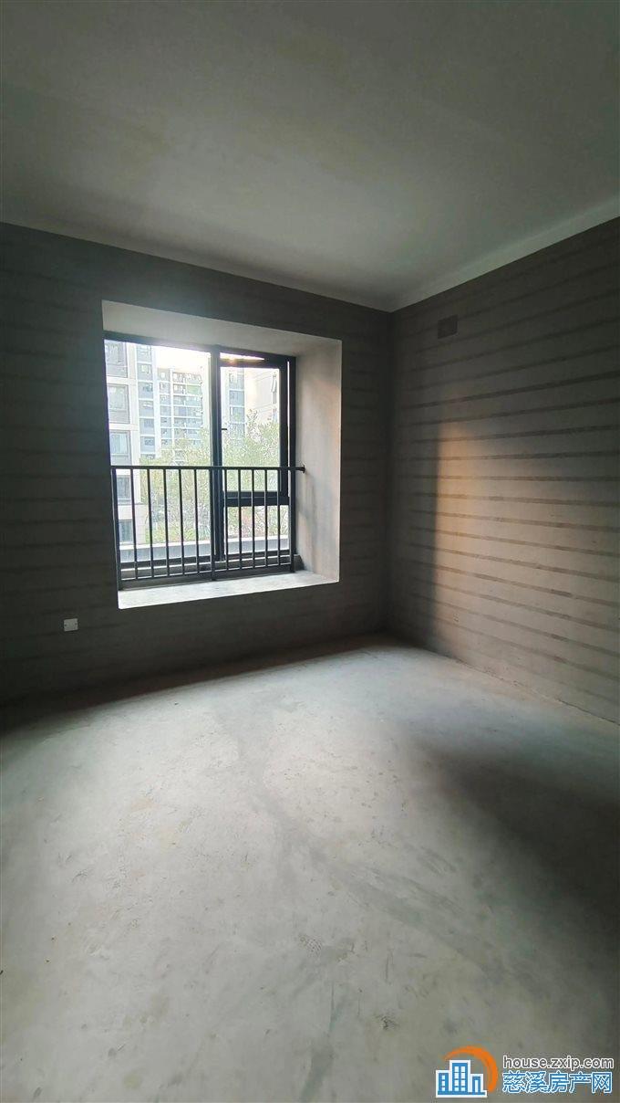 红星檀府185平355万捡漏大平层