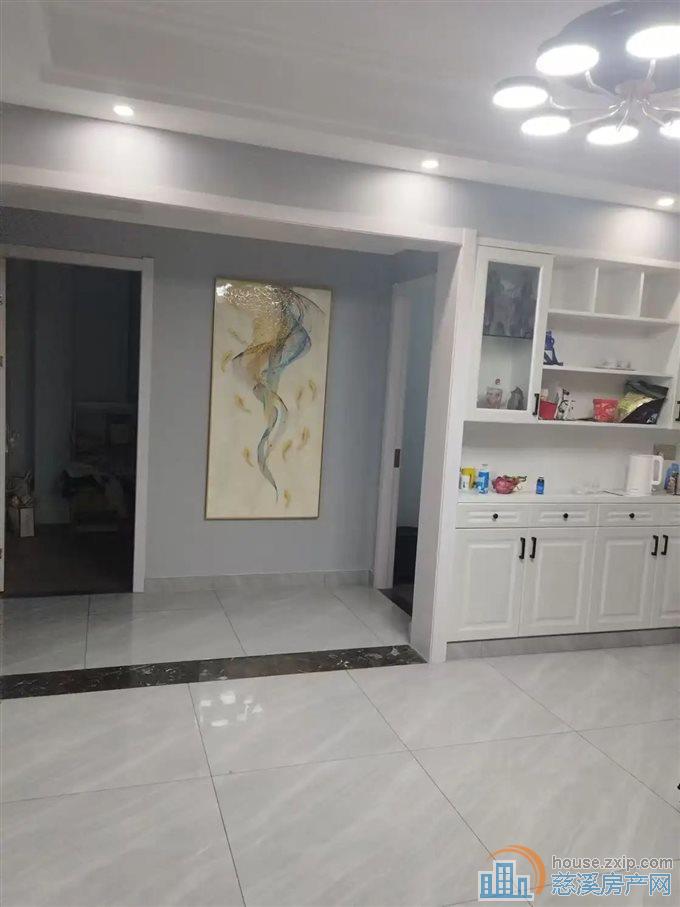 双桥苑  精装三室 满两年