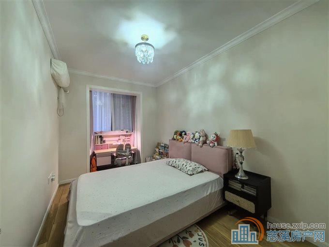 天和家园119平精装修带车位