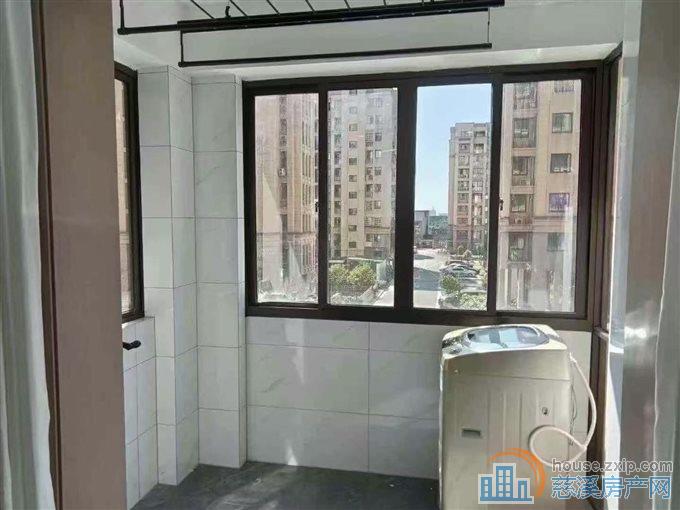 特价尚德家园63平储藏间精装71.8万