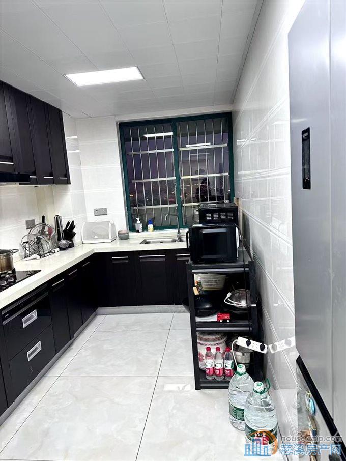 丽都苑136平➕车位168万