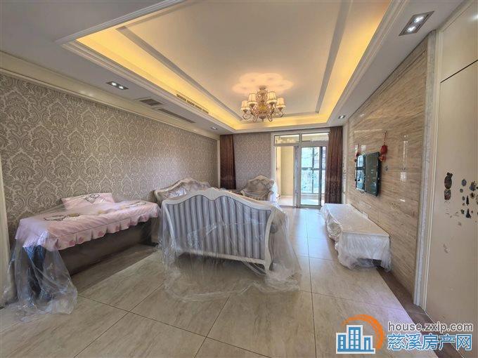 梵石花园 精装141平方182万带车位