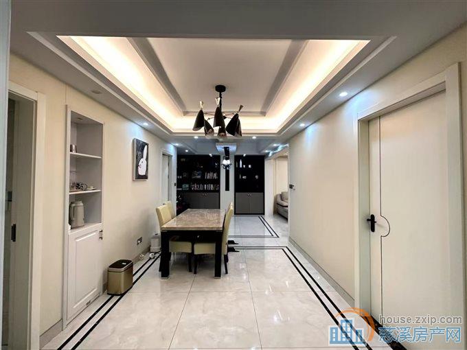 丽都苑136平➕车位168万