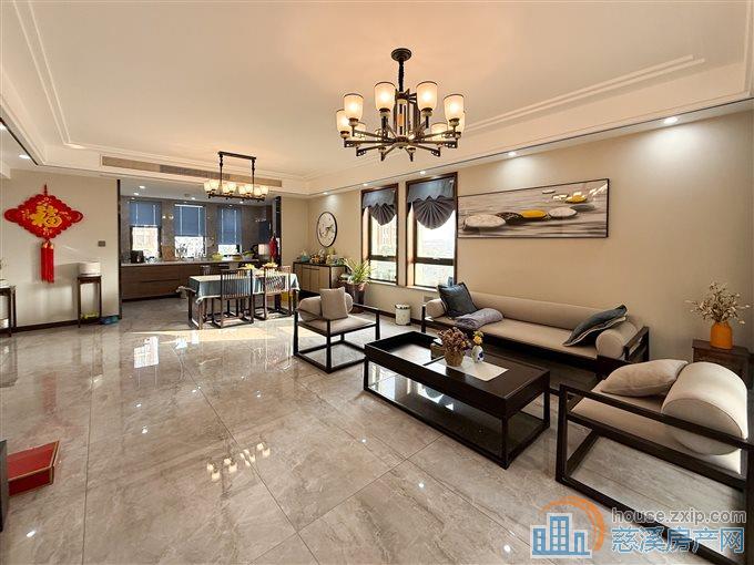 双喜花园 豪装194平方262万带车位