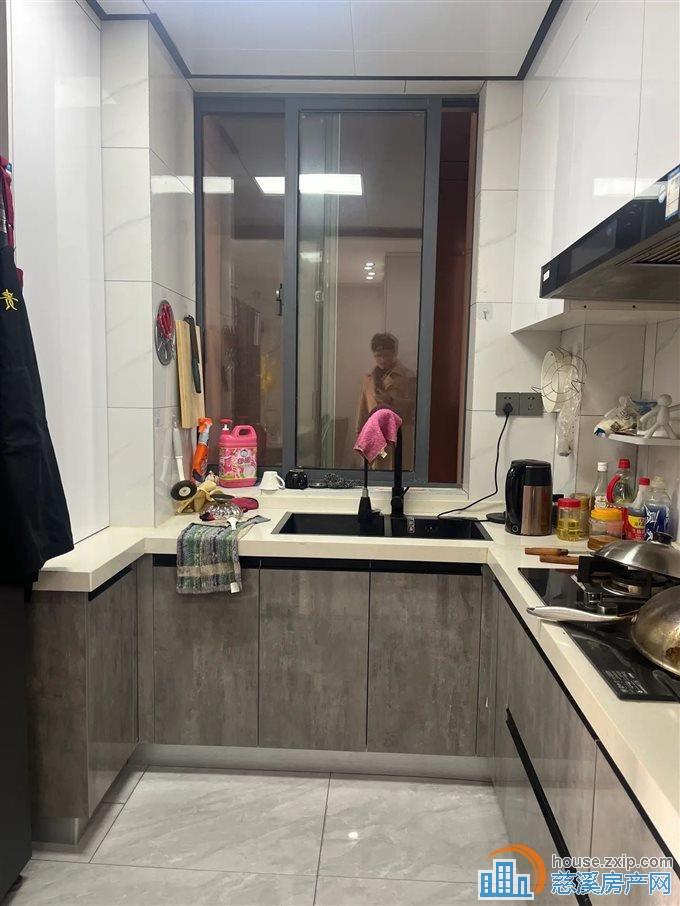 新城河全景房 双和家苑 中上楼层 精装修