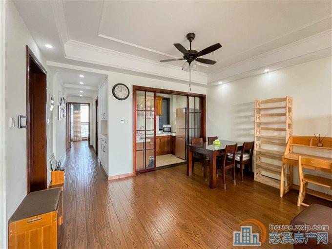 绿城诚园精装 LW位置 带车位