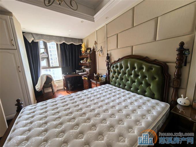 华润凯旋门177平368万满五唯一地暖