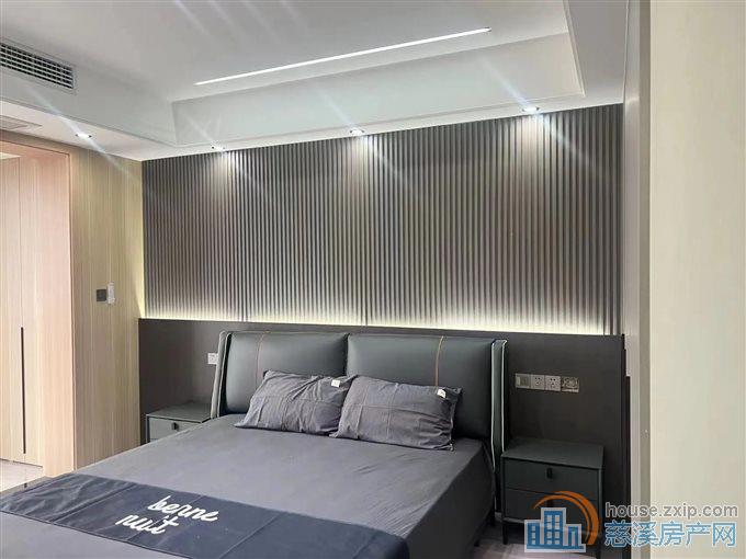 双和佳苑精装修，拎包入住115万