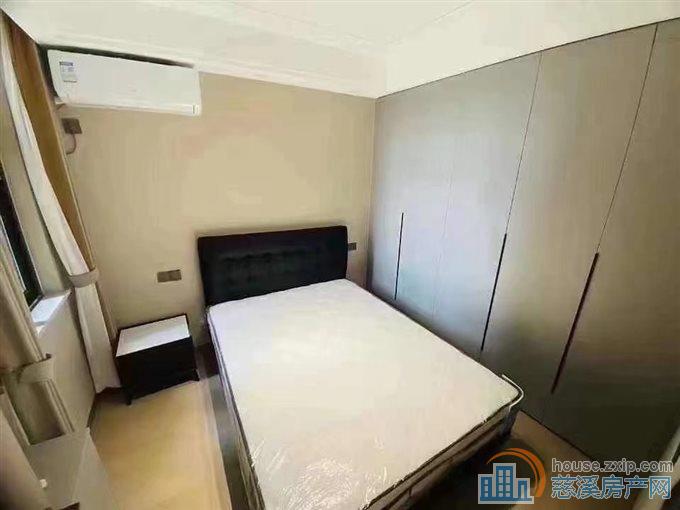 梅林苑洋房84平8楼 116,8万豪装