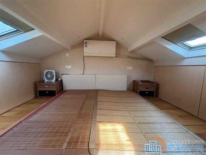 孙塘新村115平132万精装修