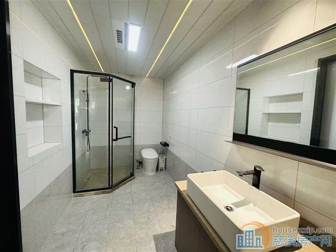 嘉景园好楼层全天彩光120平带车位精装