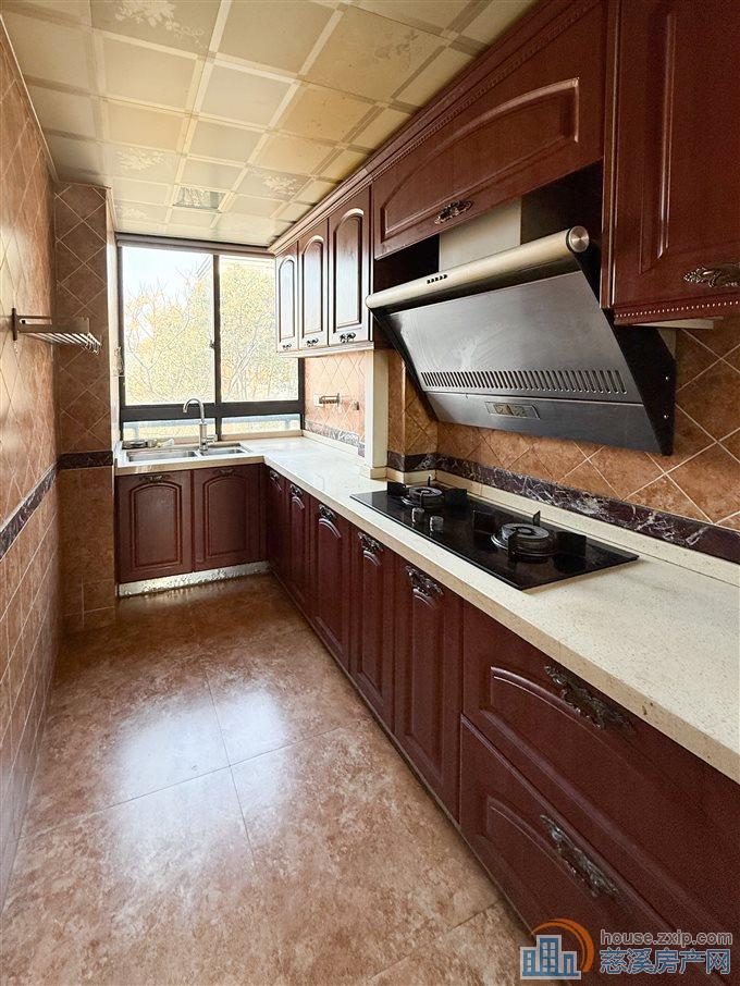 城市桃源电梯洋房 精装 黄金楼层 边套