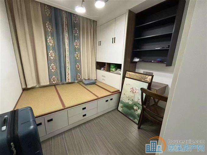 悦华府A区132精装