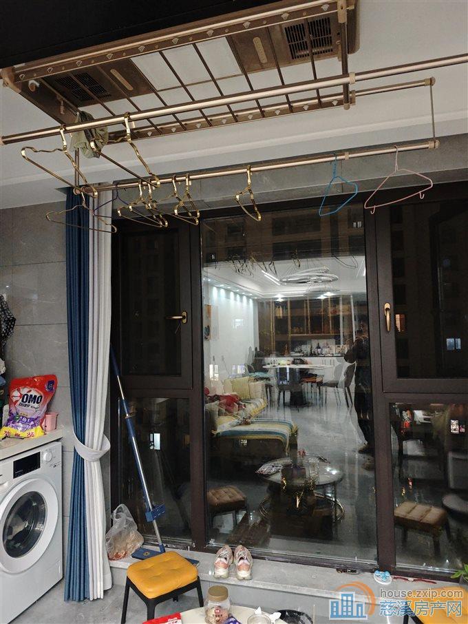 中海湖心半岛花苑101平218万满两年精